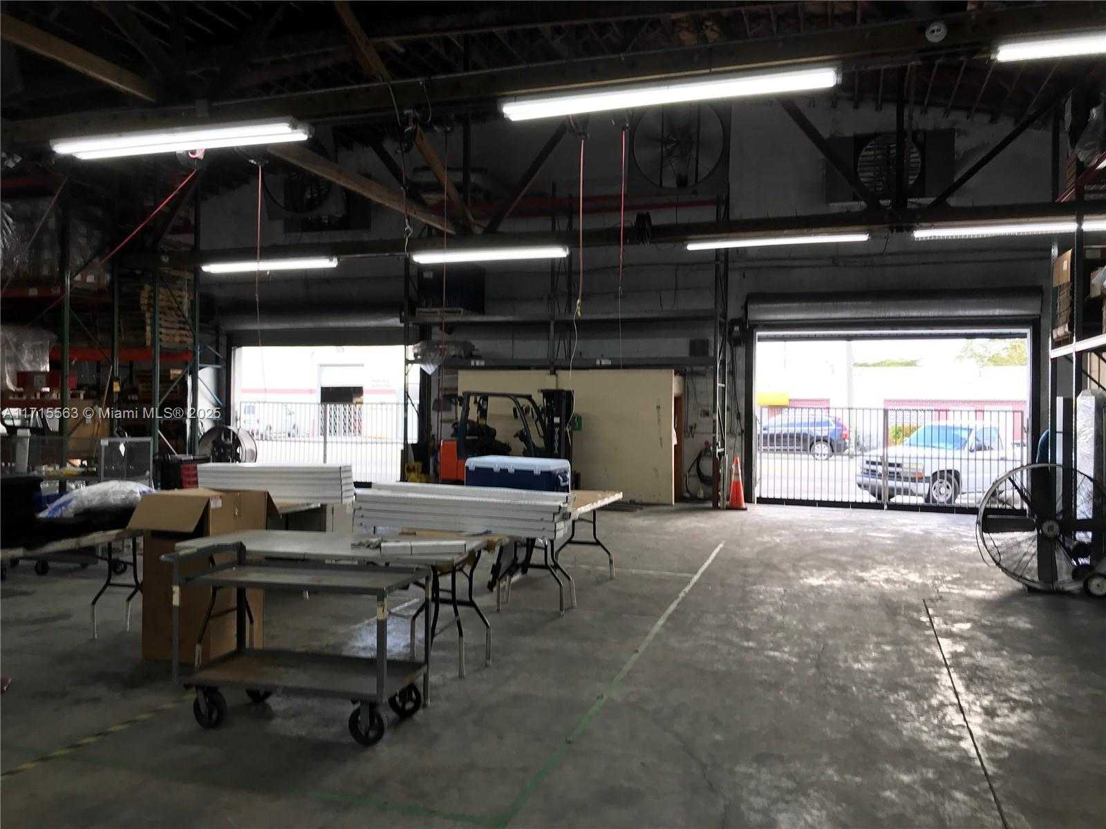 Small Image of 1628 NORTH WEST 28TH ST, Miami Number 6