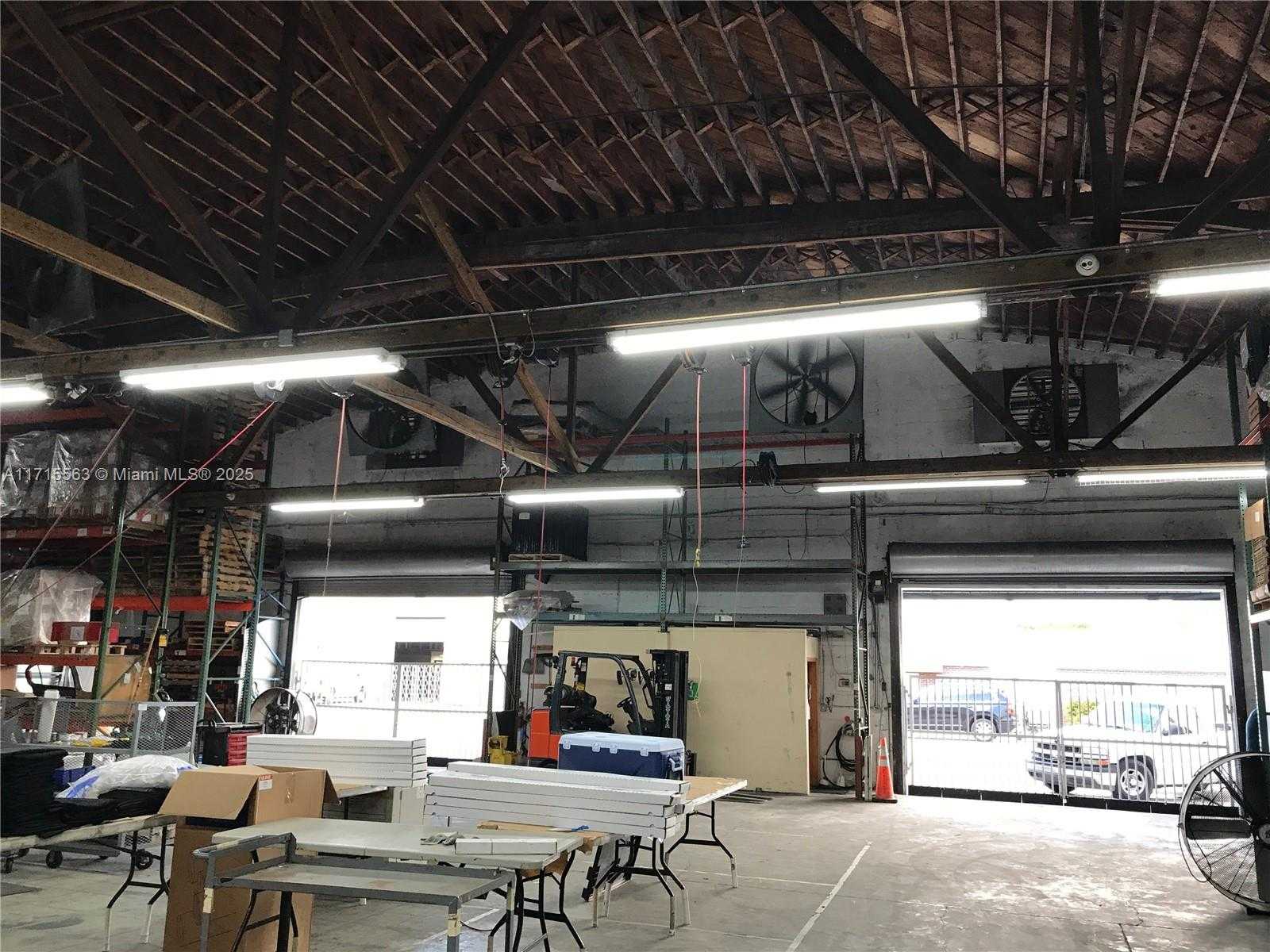 Small Image of 1628 NORTH WEST 28TH ST, Miami Number 7