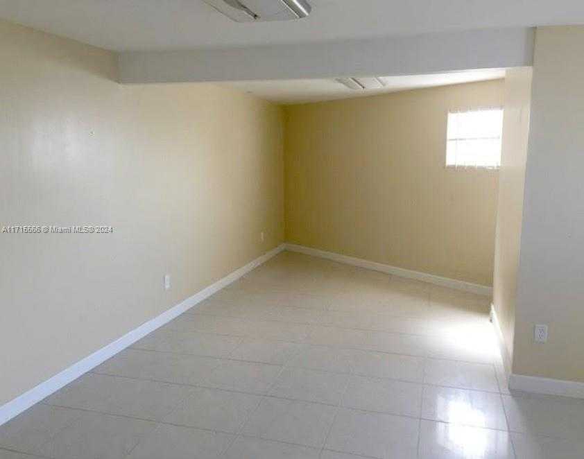 Small Image of 1800 SOUTH WEST 7TH AVE, Pompano Beach Number 5