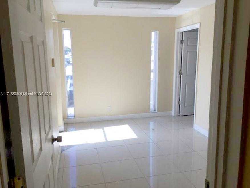 Small Image of 1800 SOUTH WEST 7TH AVE, Pompano Beach Number 6