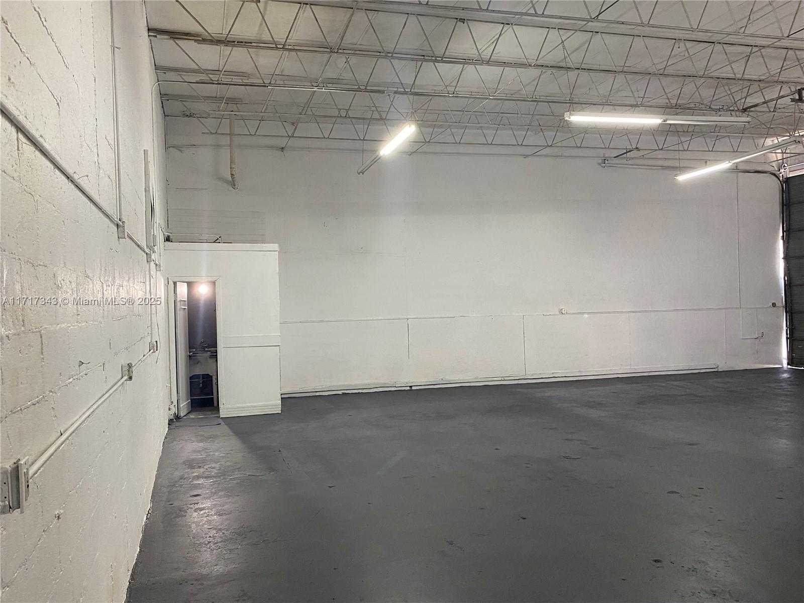 Small Image of 5712 SOUTH WEST 25TH ST ##1-2, West Park Number 20