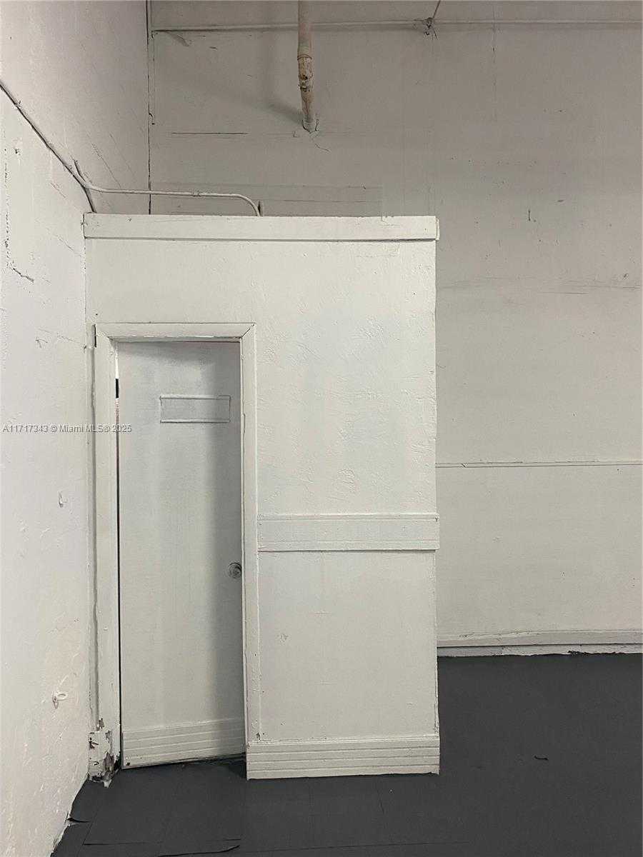 Small Image of 5712 SOUTH WEST 25TH ST ##1-2, West Park Number 21
