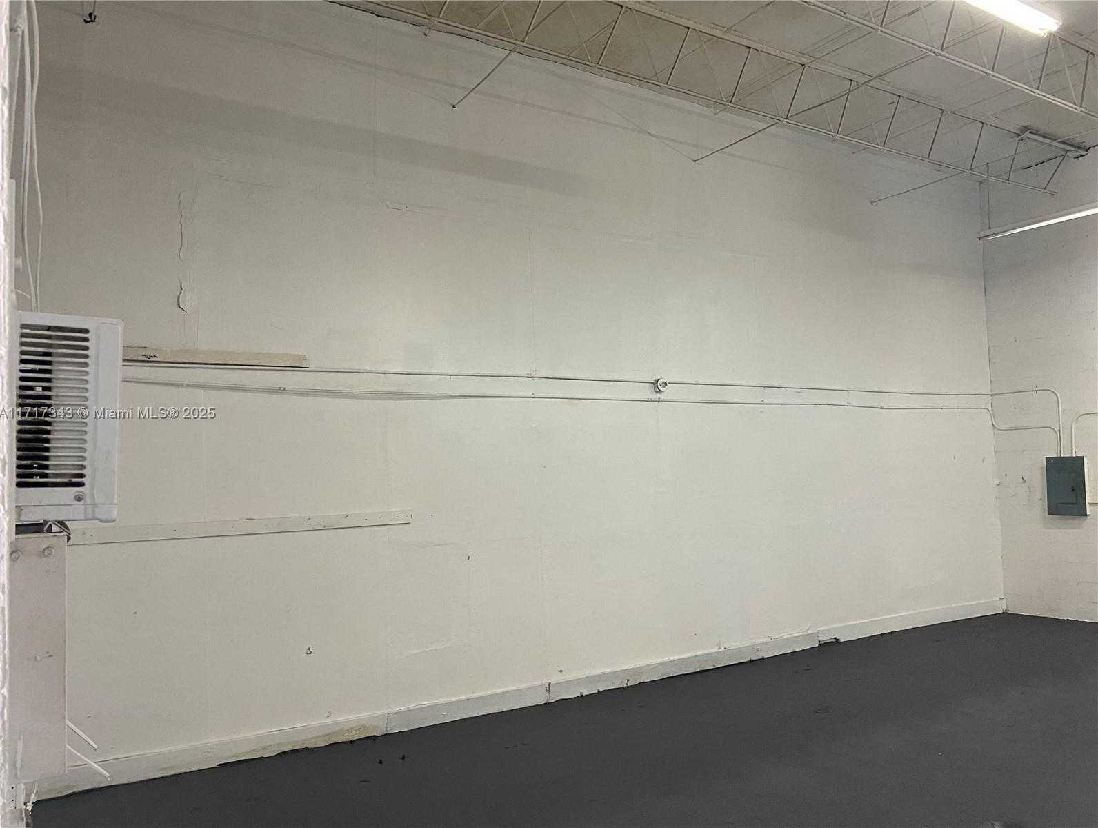 Small Image of 5712 SOUTH WEST 25TH ST ##1-2, West Park Number 9