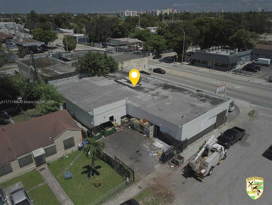 Small Image of 6500 NORTH WEST 7TH AVE, Miami Number 4