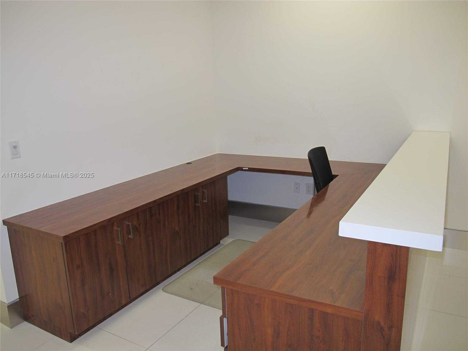 Small Image of 1600 PONCE DE LEON BLVD #1103, Coral Gables Number 12