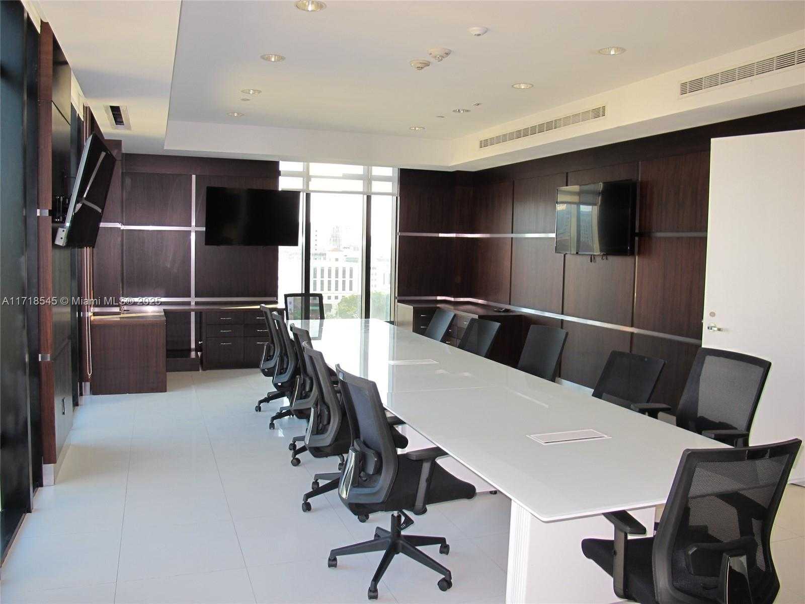 Small Image of 1600 PONCE DE LEON BLVD #1103, Coral Gables Number 5