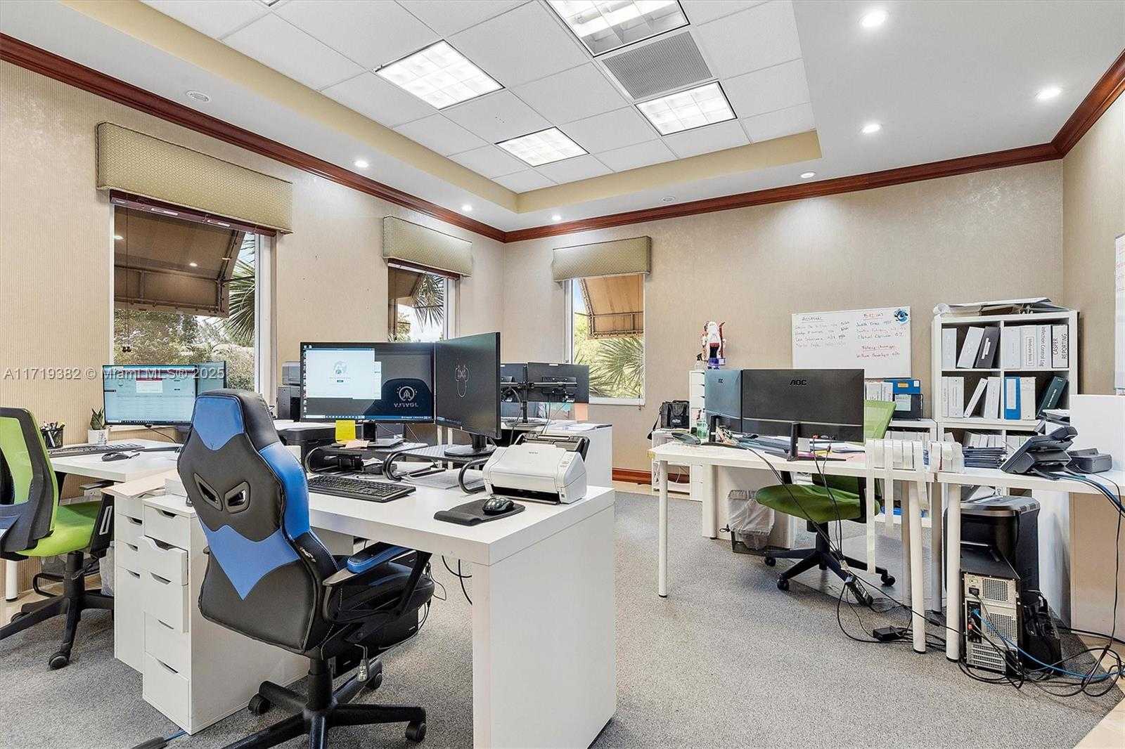 Small Image of 2883 Executive Park Dr, Weston, FL 33331, USA Number 27