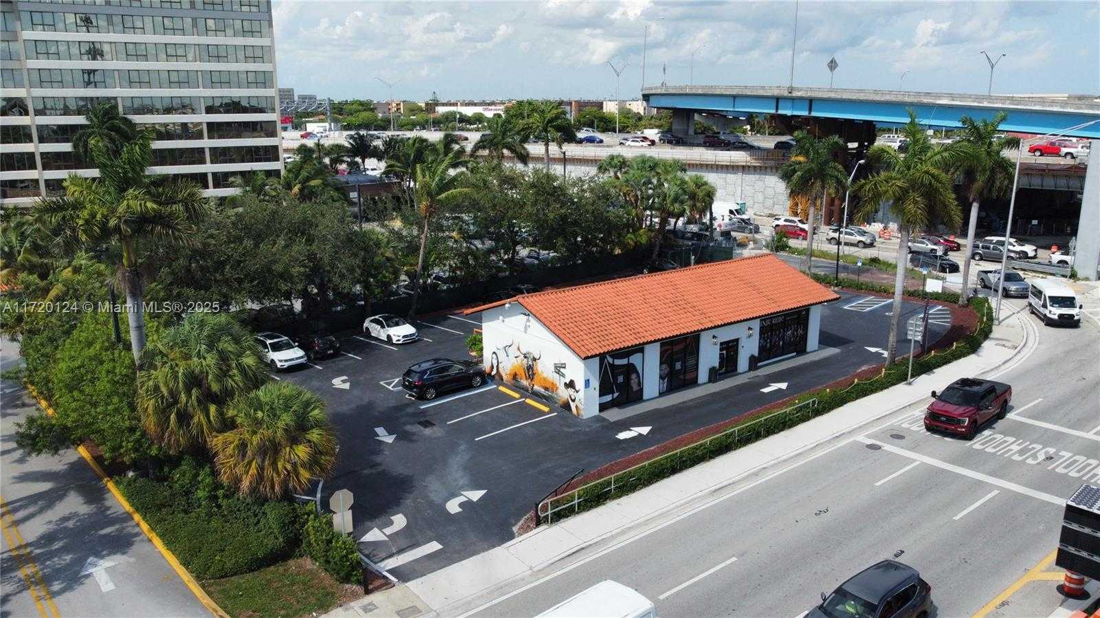 Small Image of 7701 NORTH WEST 103RD ST, Hialeah Gardens Number 8