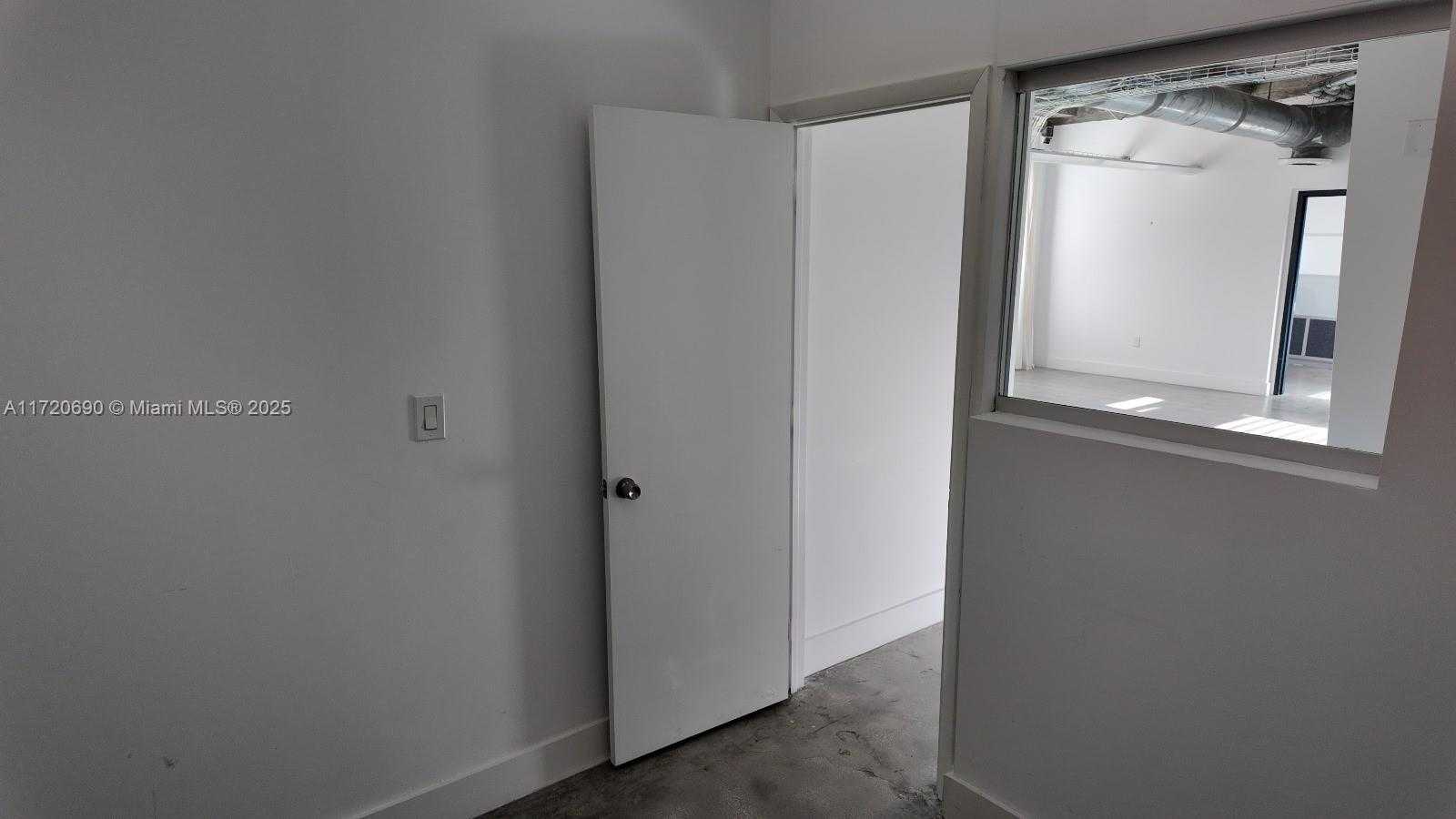Small Image of 309 23RD ST #2-East, Miami Beach Number 6
