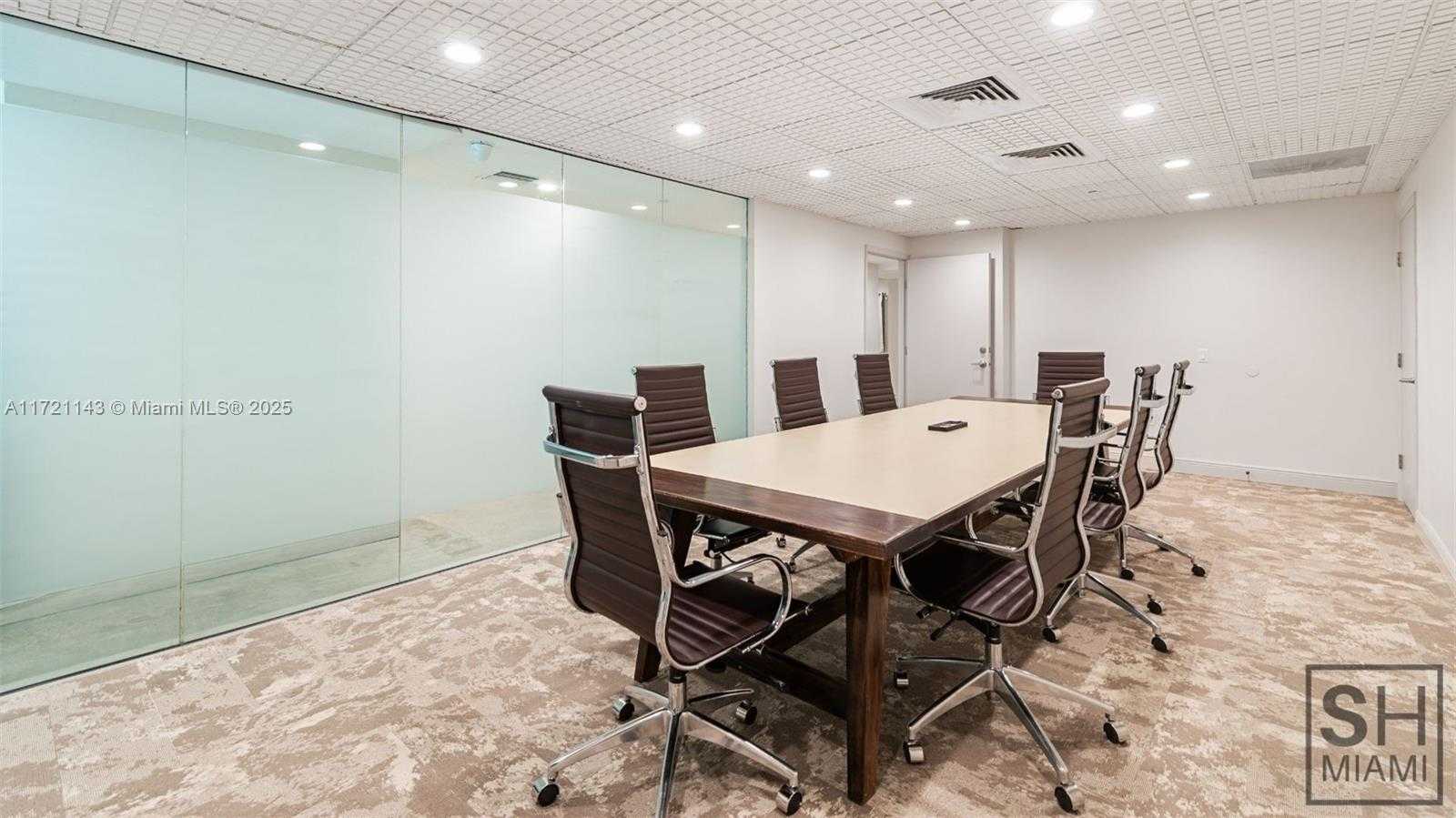 Small Image of 820 WEST 41 ST #401, Miami Beach Number 4