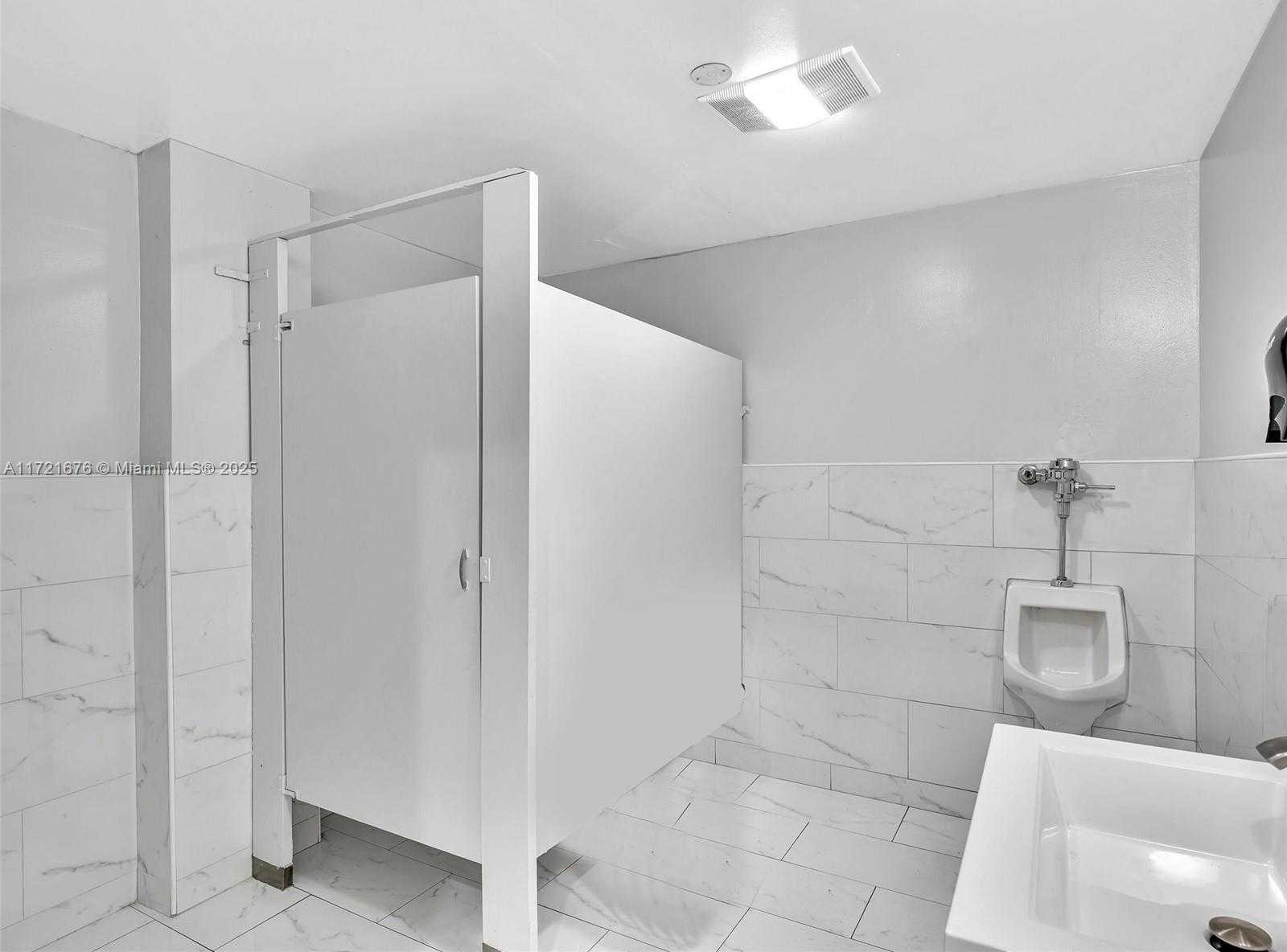 Small Image of 2321 NORTH WEST 62ND ST, Miami Number 10