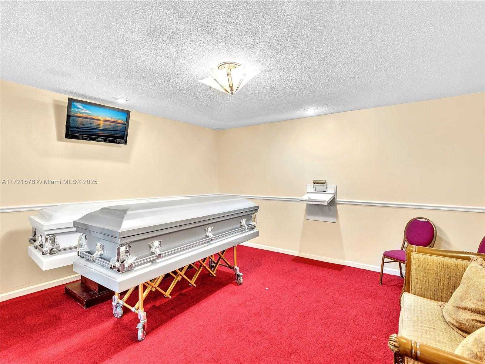 Small Image of 2321 NORTH WEST 62ND ST, Miami Number 8
