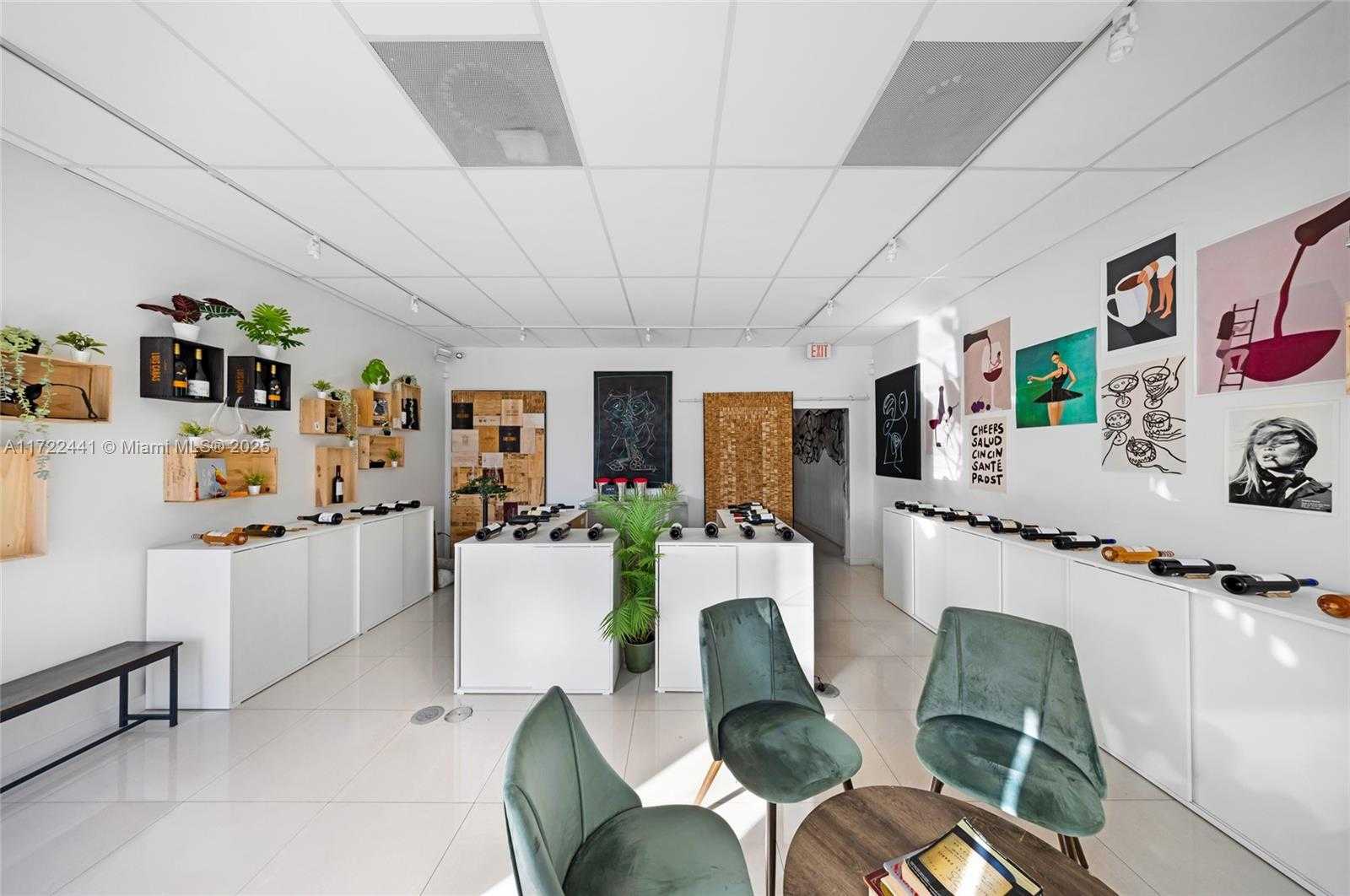 Small Image of 2207, Miami Number 12