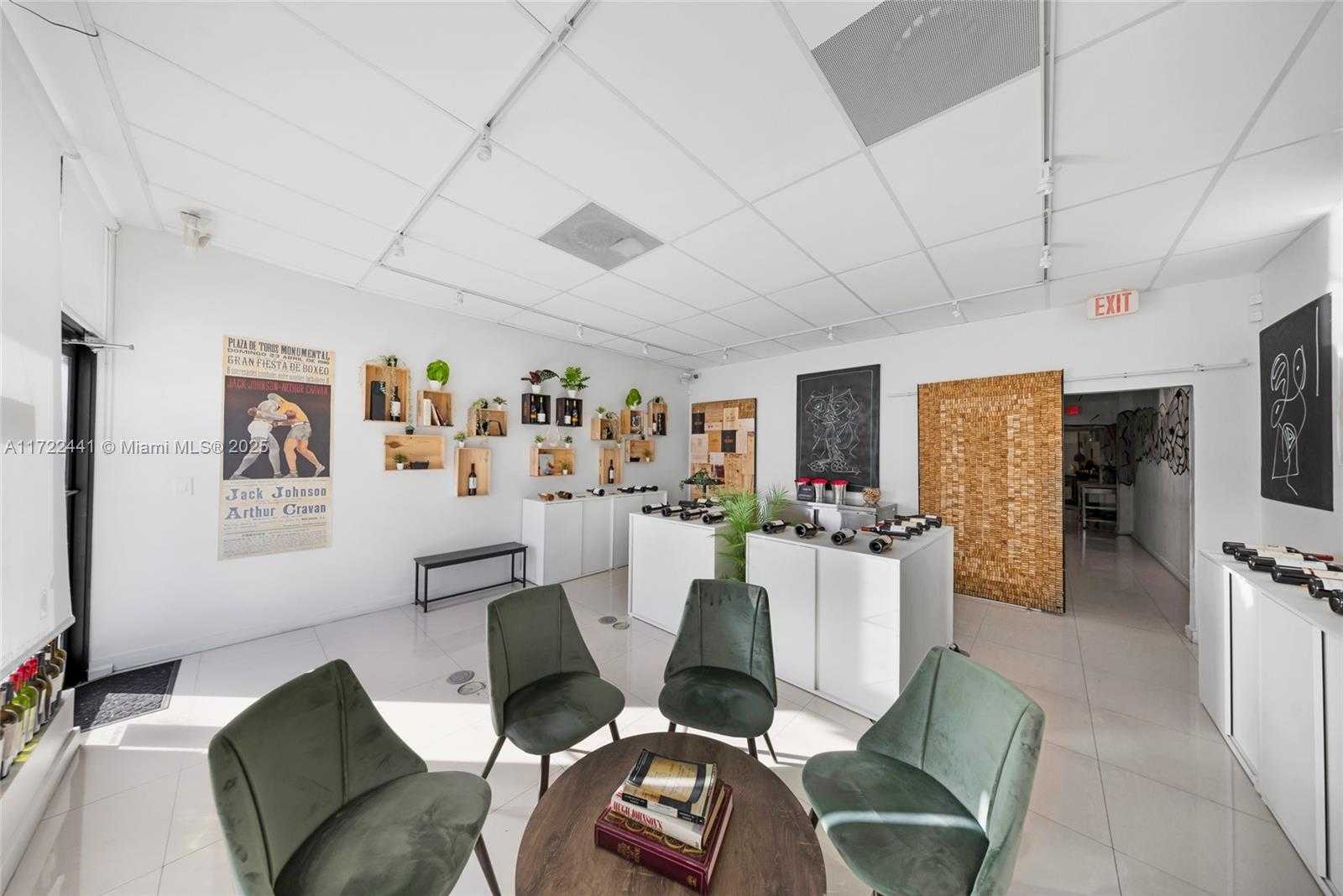Small Image of 2207, Miami Number 13