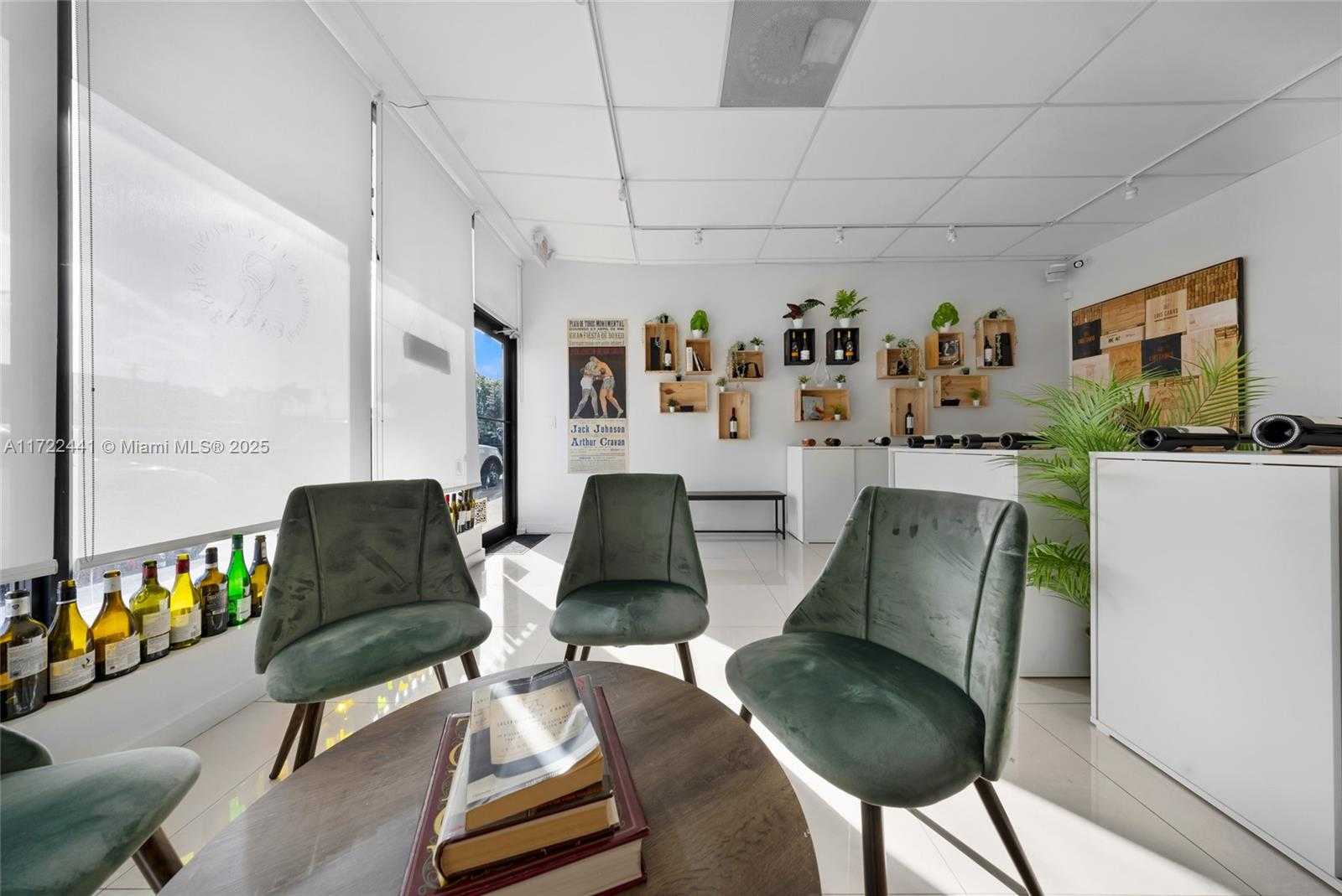 Small Image of 2207, Miami Number 14
