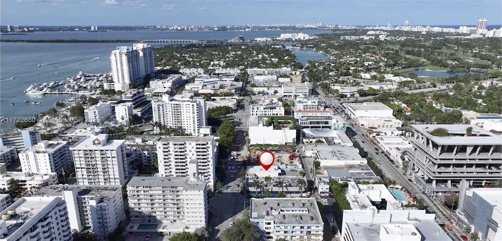 Small Image of 1661 WEST AVE, Miami Beach Number 10