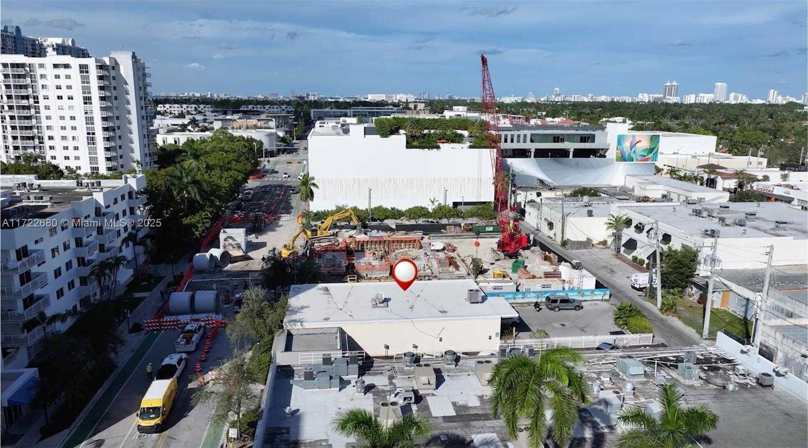 Small Image of 1661 WEST AVE, Miami Beach Number 13