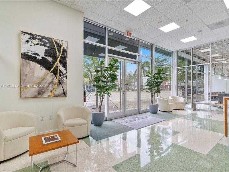 Small Image of 2404 HOLLYWOOD BLVD, Hollywood Number 6