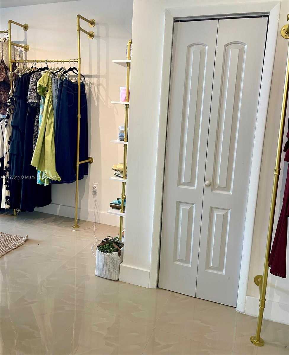 Small Image of 260 CRANDON BLVD #C41, Key Biscayne Number 4