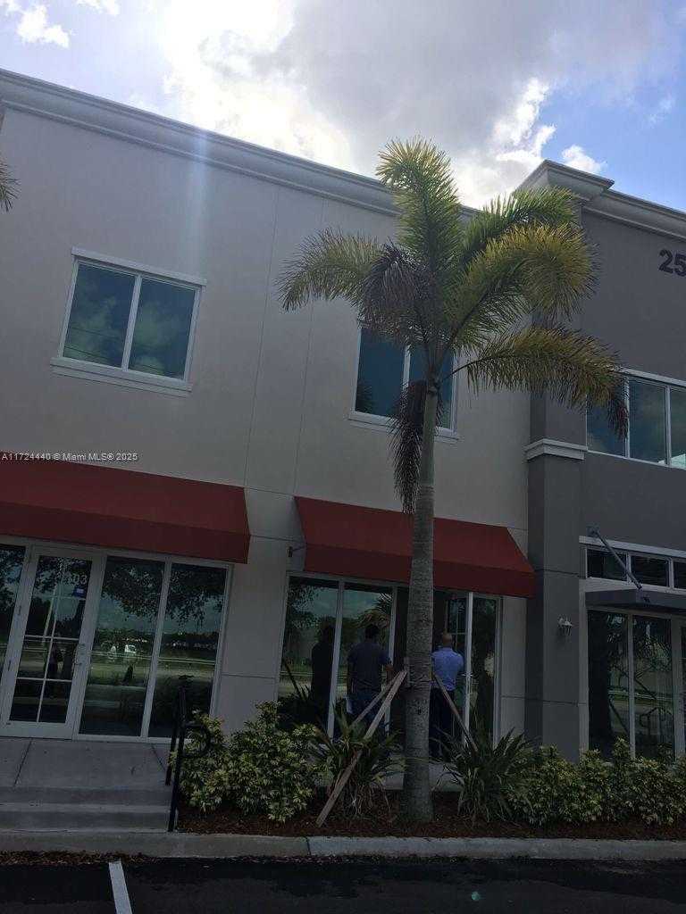 Small Image of 2501 SOUTH WEST 101ST AVE #1-102, Miramar Number 4