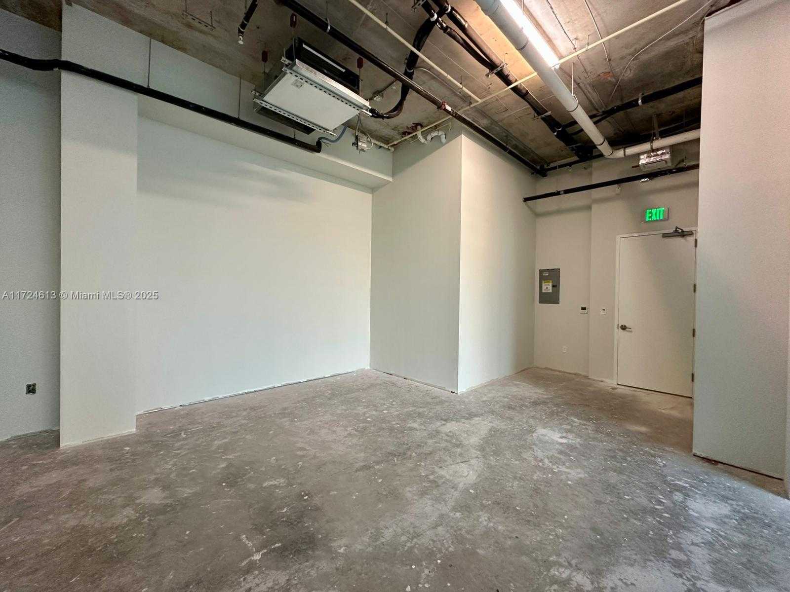 Small Image of 21290 BISCAYNE BLVD #302-303, Aventura Number 11