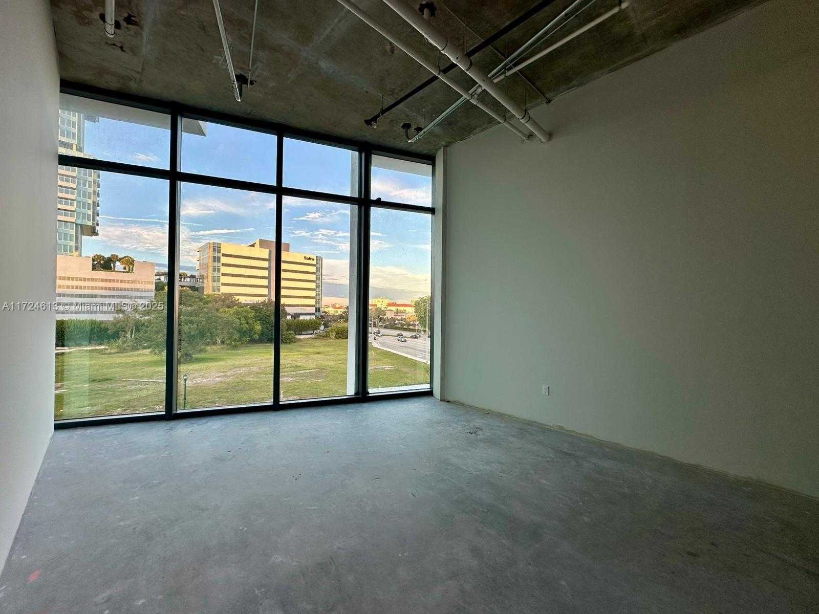 Small Image of 21290 BISCAYNE BLVD #302-303, Aventura Number 13