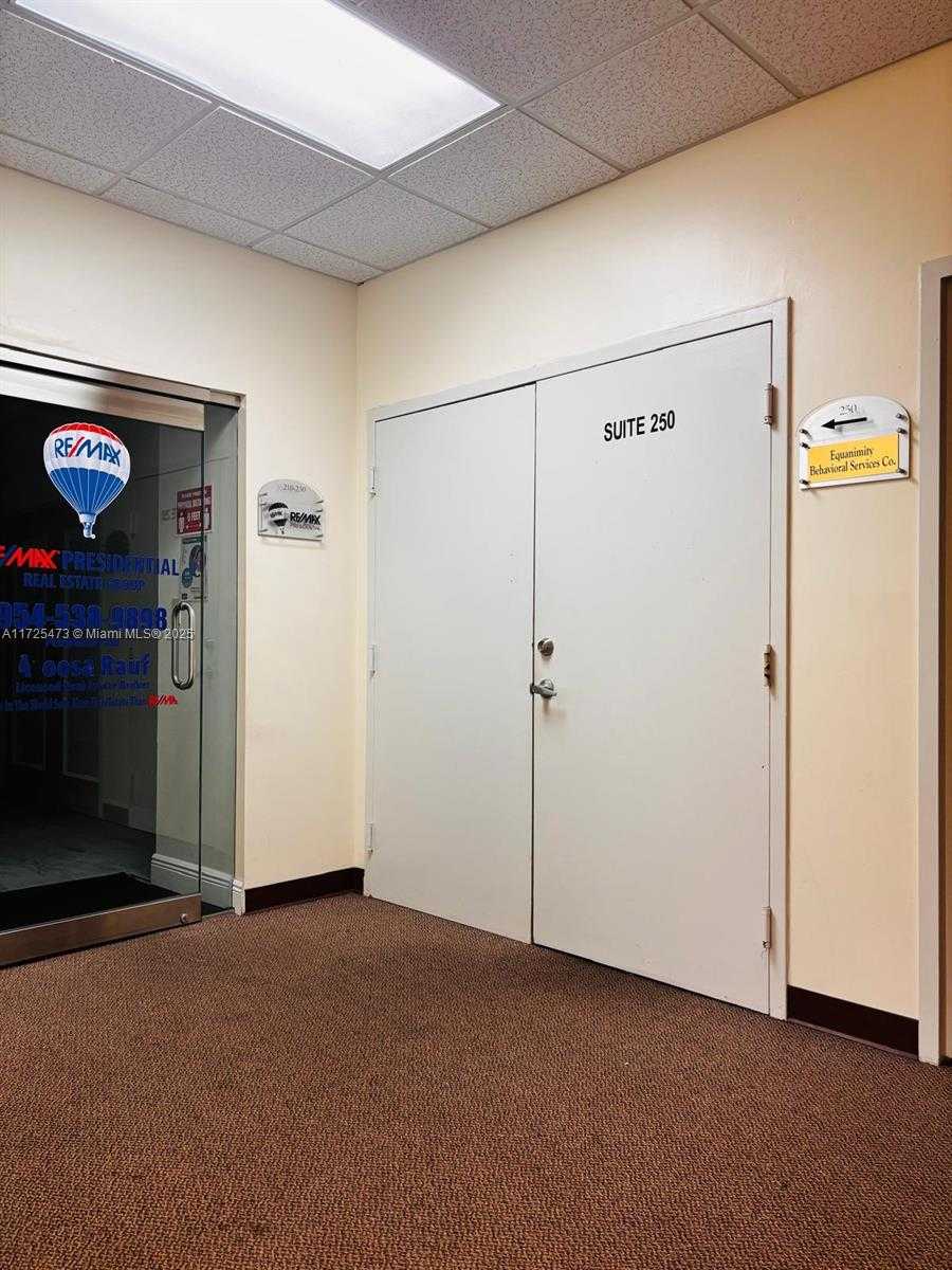 Small Image of 701 PROMENADE DR #suite 250, Pembroke Pines Number 16