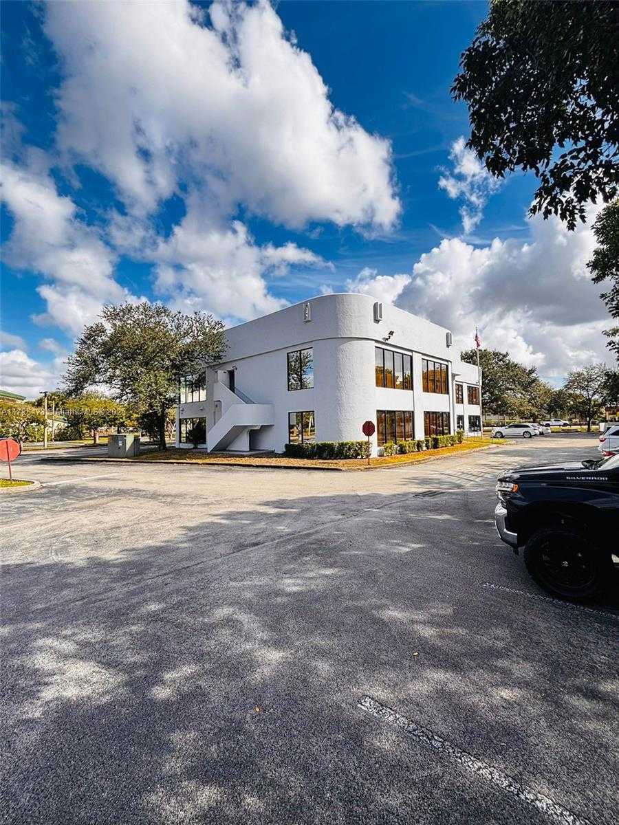 Small Image of 701 PROMENADE DR #suite 250, Pembroke Pines Number 6