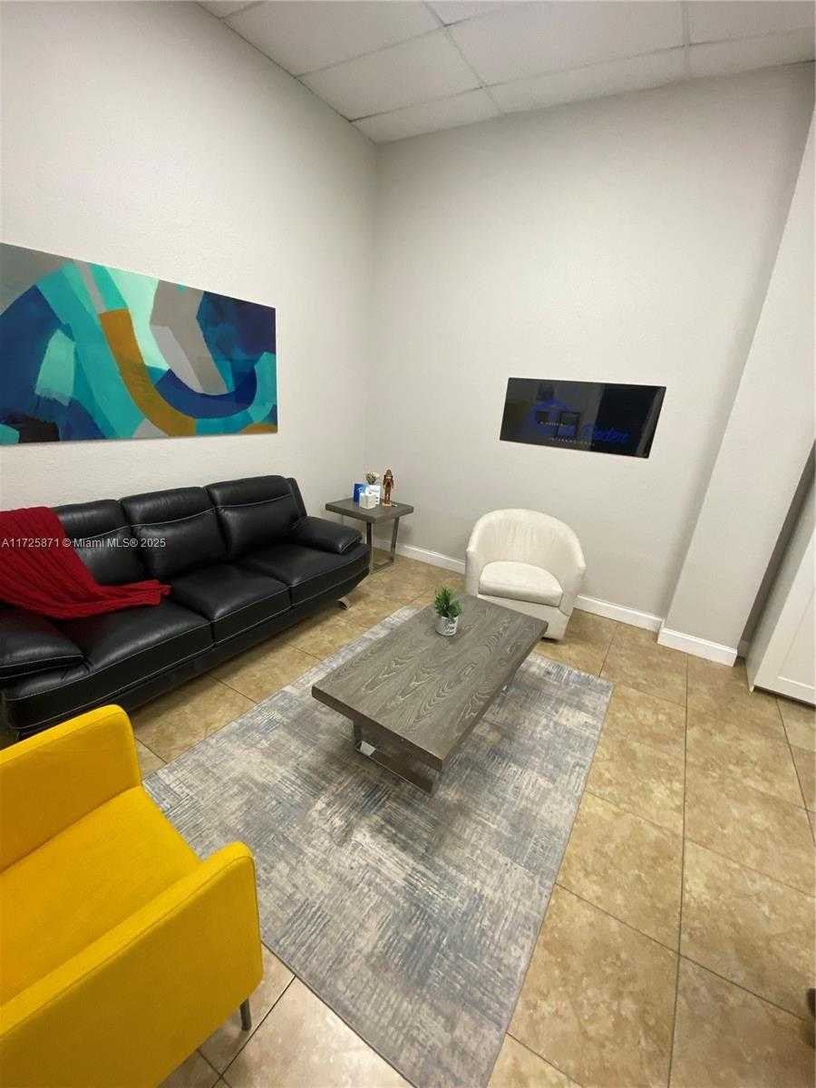 Small Image of 6950 STIRLING RD, Davie Number 26