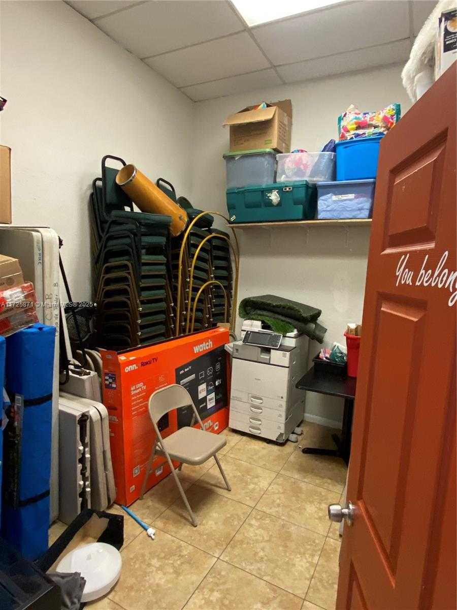 Small Image of 6950 STIRLING RD, Davie Number 32