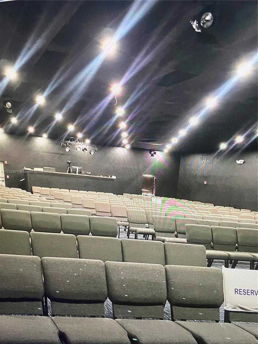 Small Image of 6950 STIRLING RD, Davie Number 7