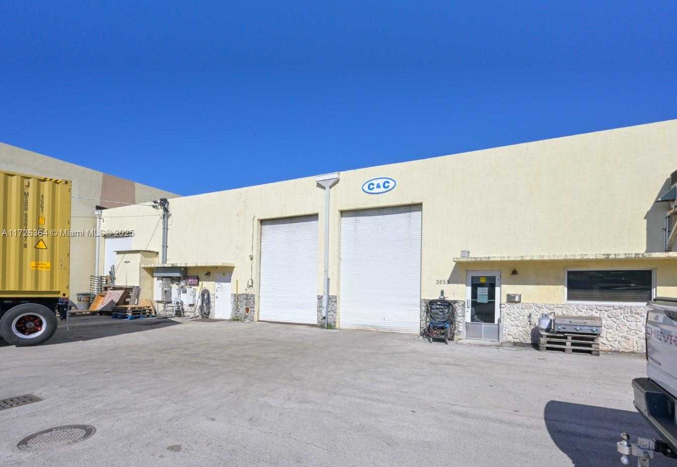 Small Image of 2655 NORTH EAST 188TH ST, Miami Number 14