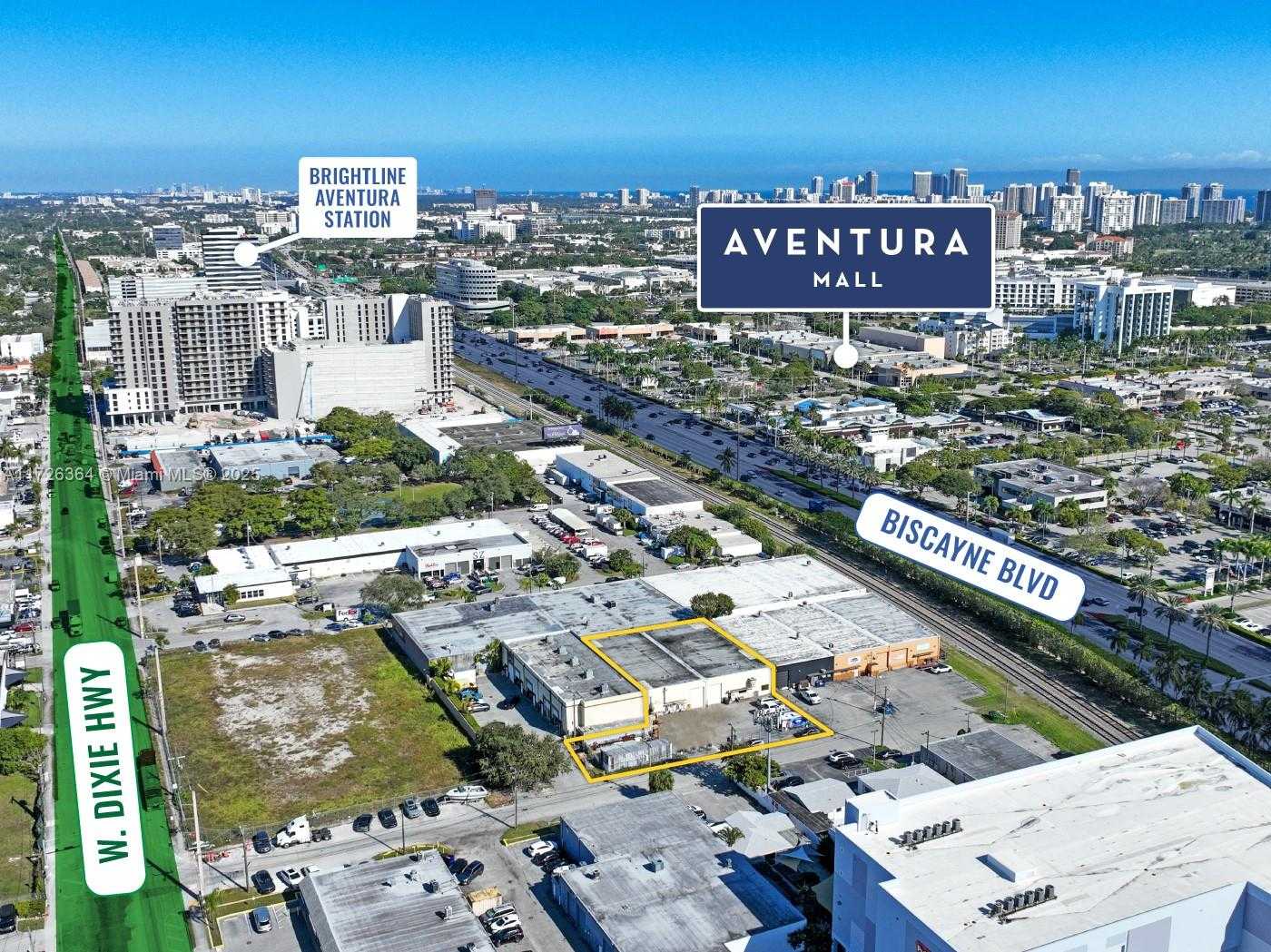 Small Image of 2655 NORTH EAST 188TH ST, Miami Number 17