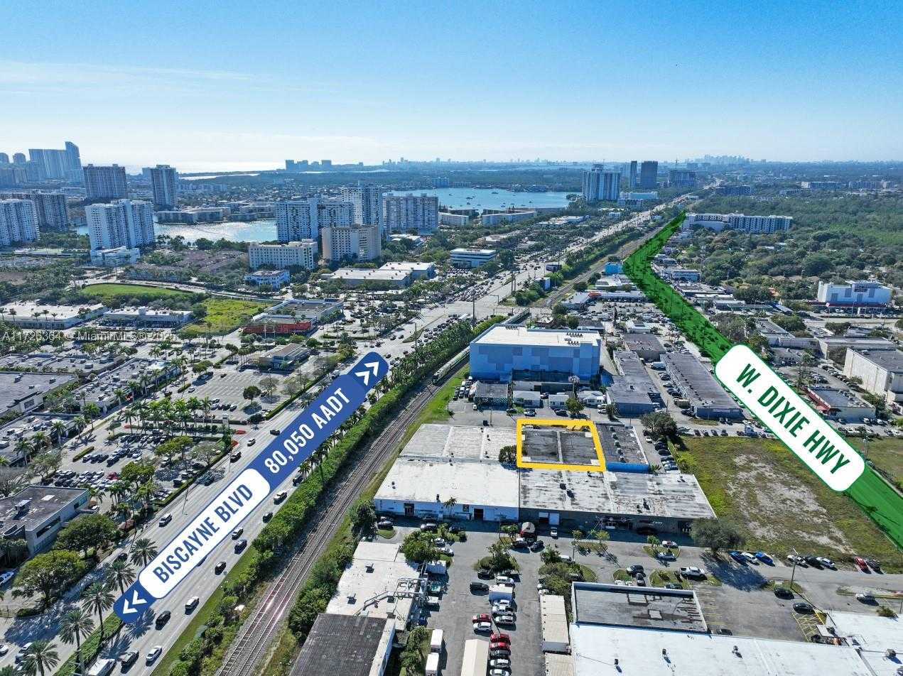 Small Image of 2655 NORTH EAST 188TH ST, Miami Number 18