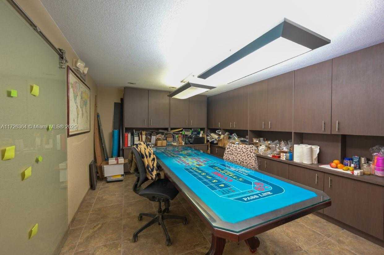 Small Image of 2655 NORTH EAST 188TH ST, Miami Number 8