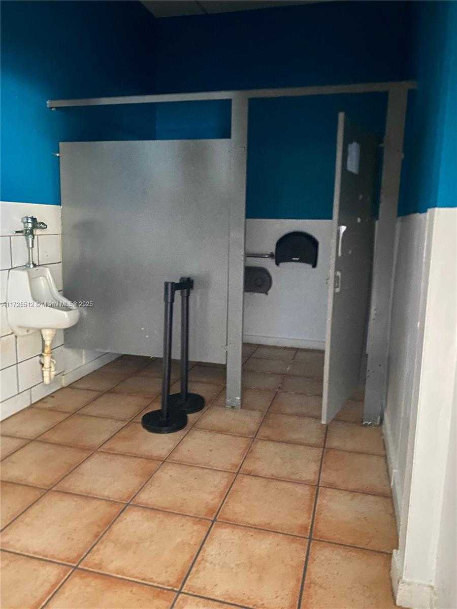 Small Image of 2475 SOUTH PARK AVE, Sanford Number 13