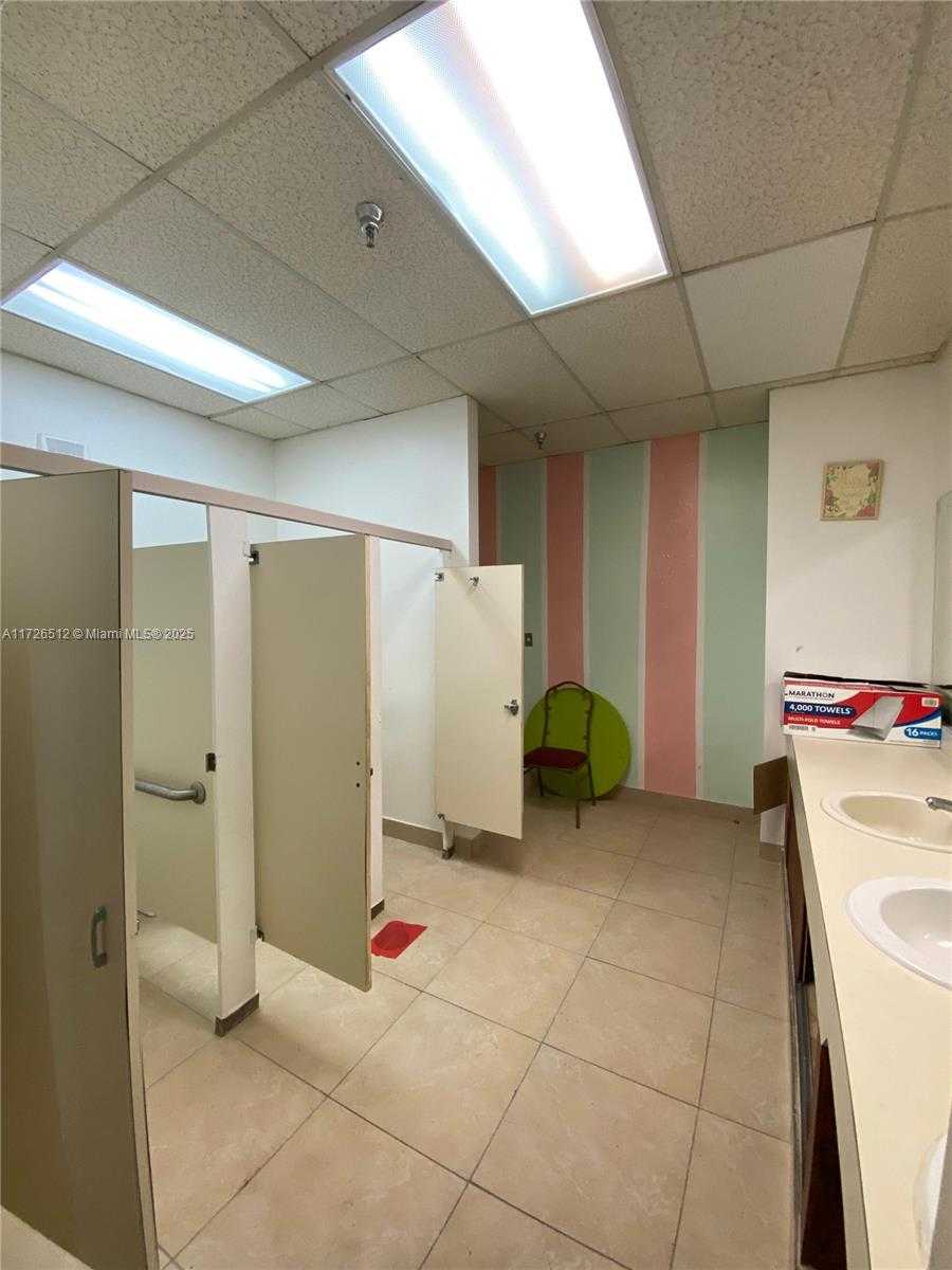 Small Image of 2475 SOUTH PARK AVE, Sanford Number 14