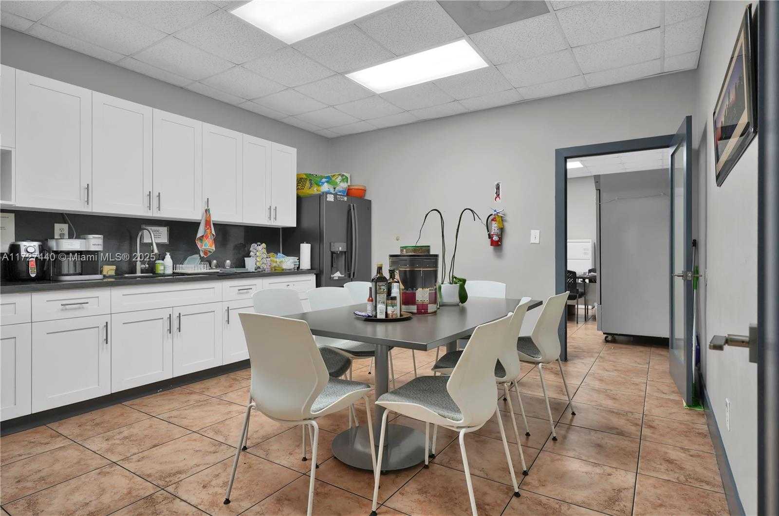 Small Image of 8115 NORTH WEST 33RD ST #8115, Doral Number 6