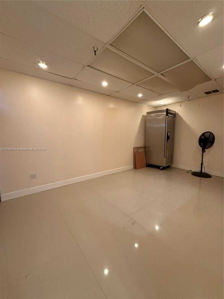 Small Image of 777 NORTH WEST 72ND AVE #2131, Miami Number 3