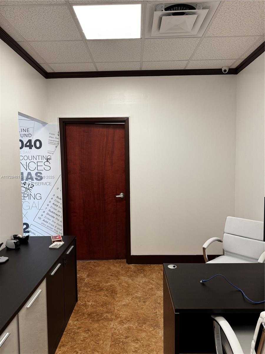 Small Image of Miramar Number 26
