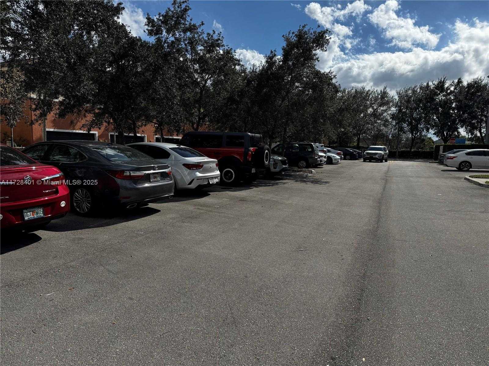 Small Image of Miramar Number 7