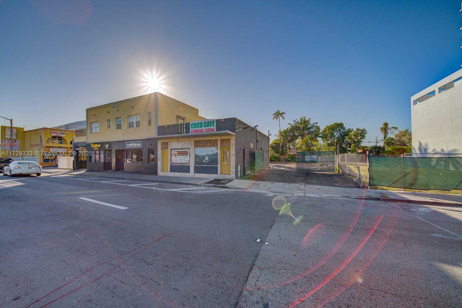 Small Image of 1750 NORTH WEST 7TH ST, Miami Number 2