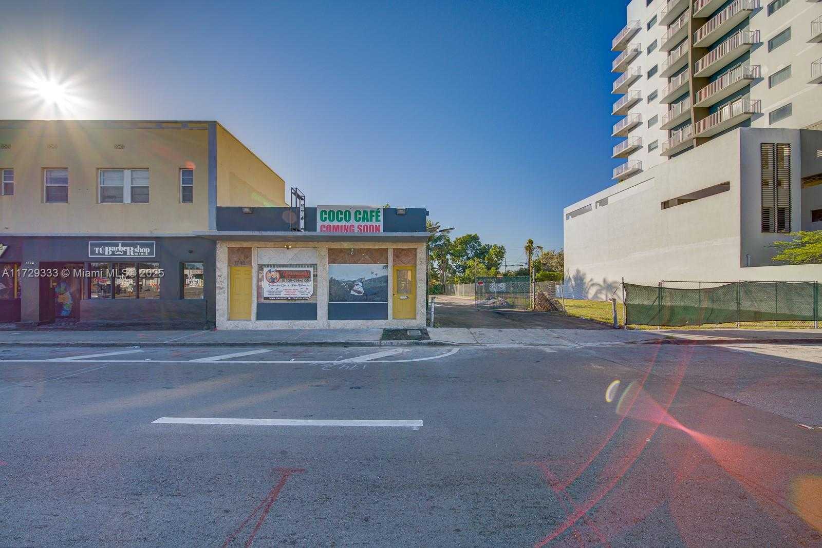 Small Image of 1750 NORTH WEST 7TH ST, Miami Number 4