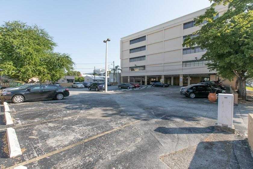 Small Image of 814 PONCE DE LEON BLVD #518, Coral Gables Number 12