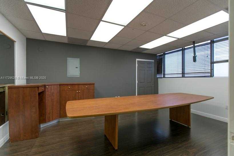 Small Image of 814 PONCE DE LEON BLVD #518, Coral Gables Number 5