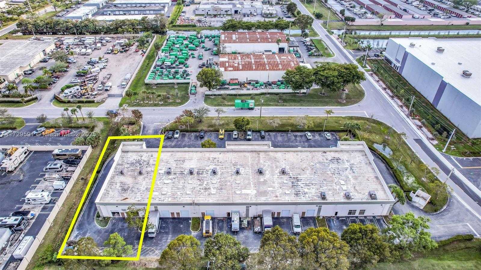 Small Image of 11931 NORTH WEST 37TH ST #J-K, Coral Springs Number 41