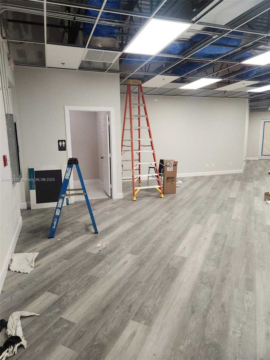 Small Image of 1264 SW California Blvd, Port St. Lucie, FL 34953, USA Number 12