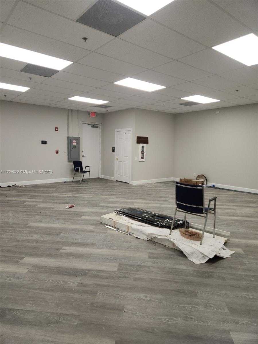Small Image of 1264 SW California Blvd, Port St. Lucie, FL 34953, USA Number 7