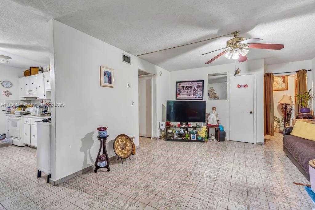 Small Image of 519 NORTH WEST 10TH AVE, Miami Number 27