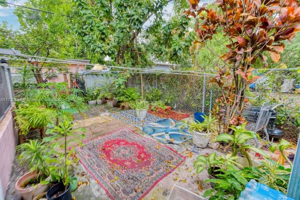 Small Image of 519 NORTH WEST 10TH AVE, Miami Number 32